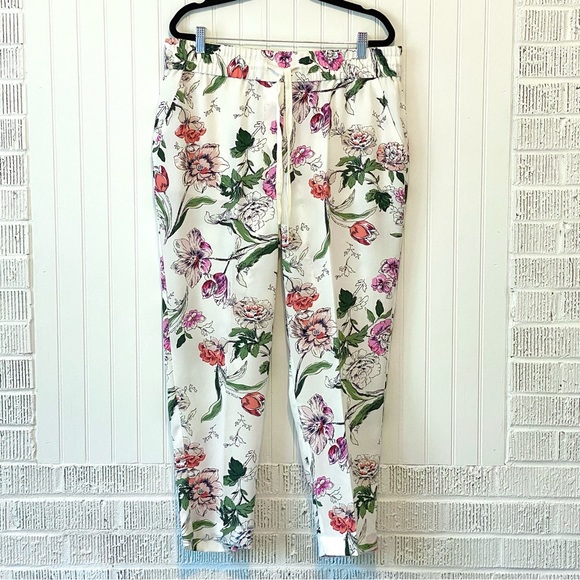 NWT Ann Taylor Floral Straight Leg Slacks, Size: 12 - Picture 3 of 9